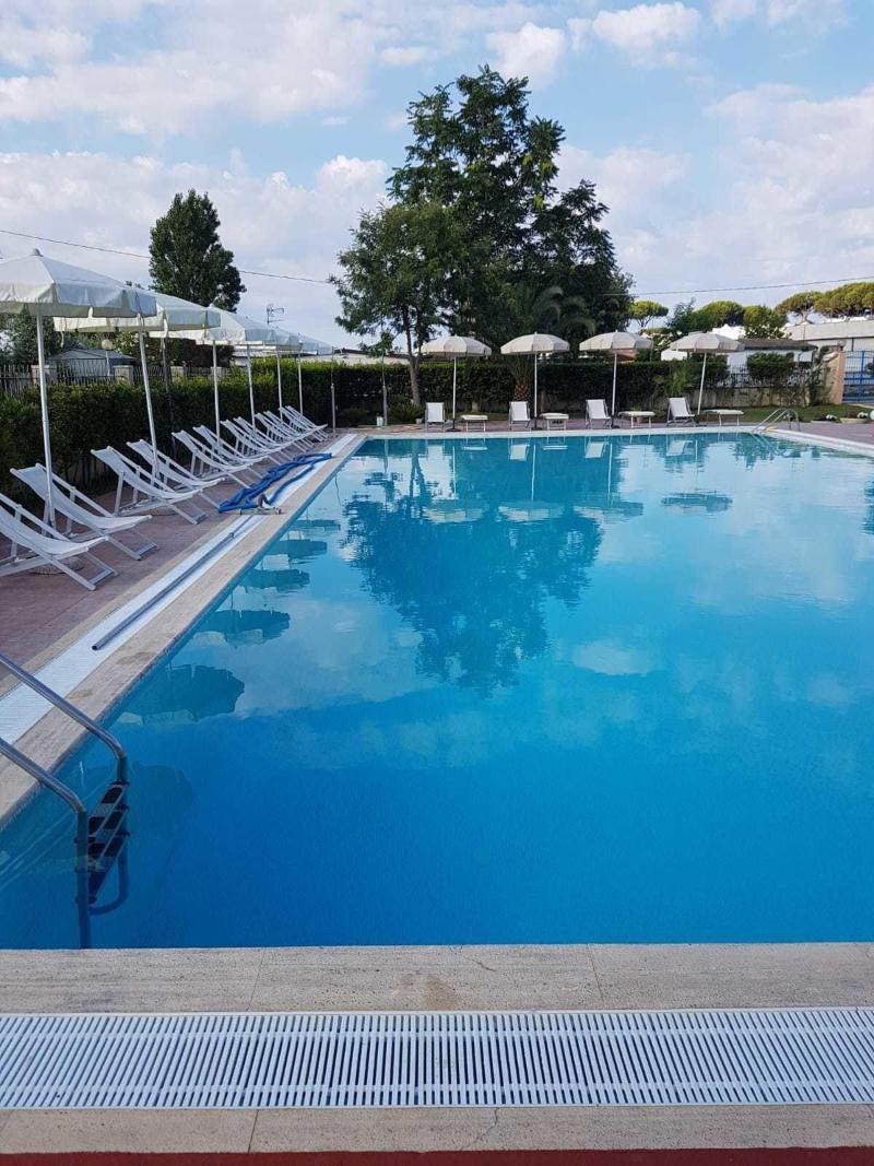 Hotel Ristorante Al Canto Delle Sirene Terracina Dış mekan fotoğraf