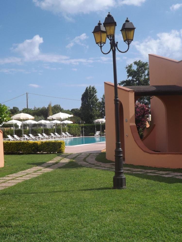 Hotel Ristorante Al Canto Delle Sirene Terracina Dış mekan fotoğraf